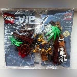 New Lego VIP Pirates and Treasure Pack